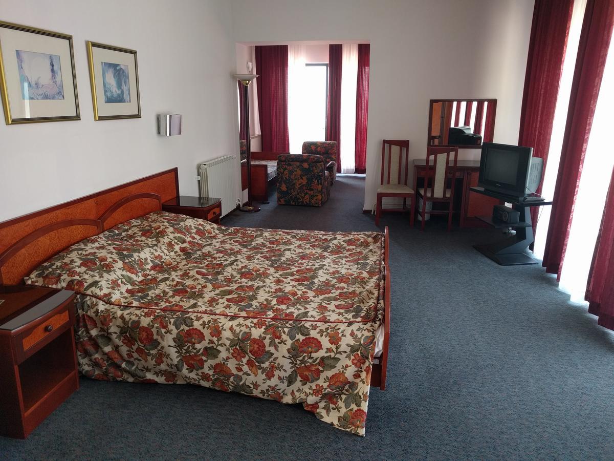 Hotel Vodno 斯科普里 外观 照片